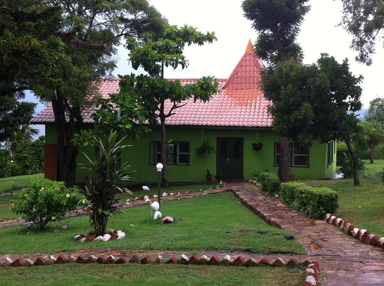 Samuka Island Retreat Villa Jinja Exterior foto